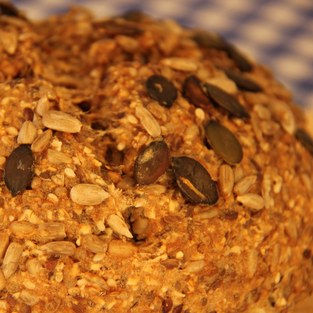 Reichhaltiges Vollkornbrot glutenfrei - Brotbackmischung